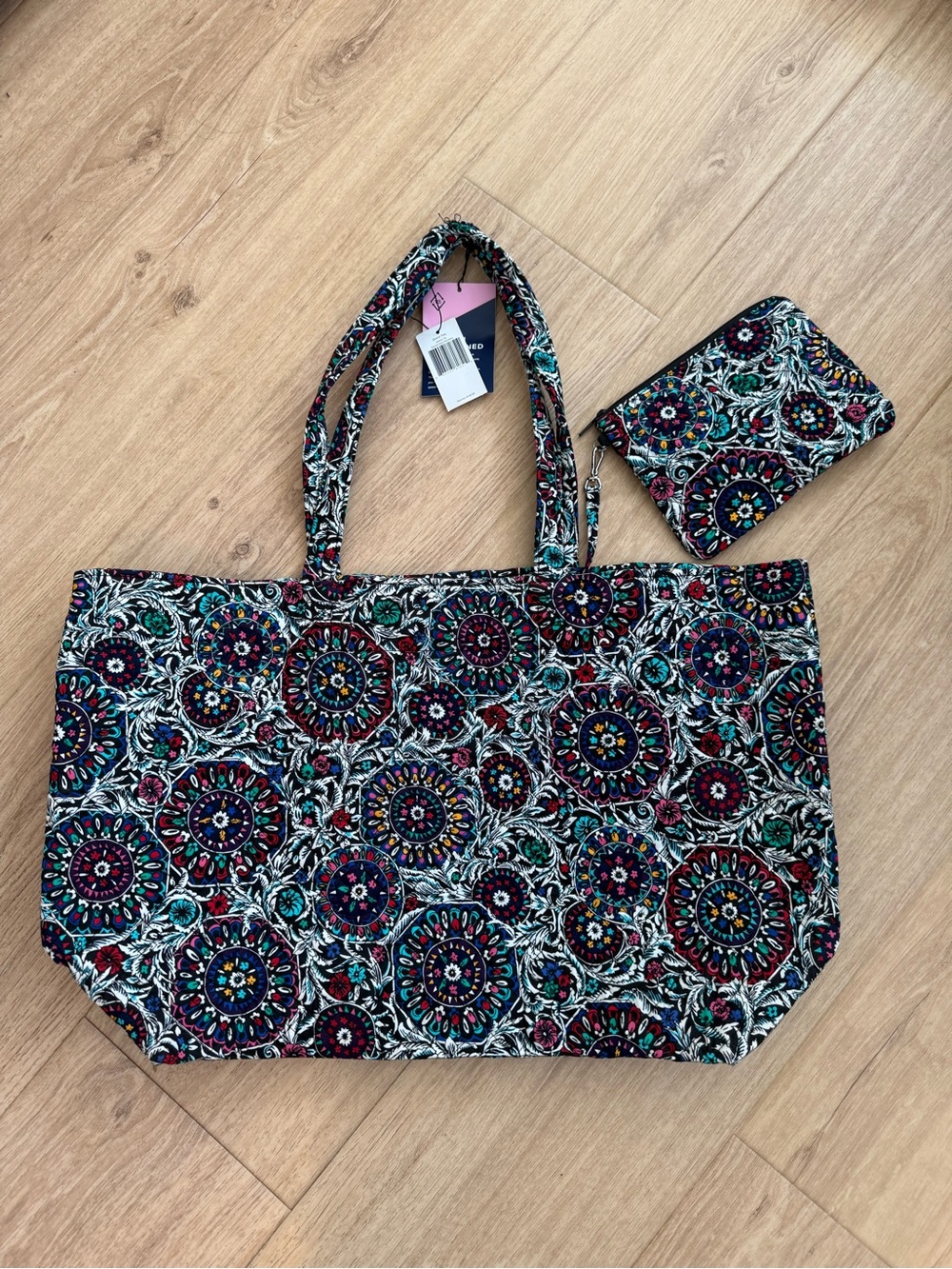 Vera Bradley Grand Tote Bag in Stained Glass Medallion Multicolor Pouch Zip NWT